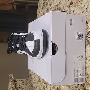 Women Jordan 1 Low white/black Homage